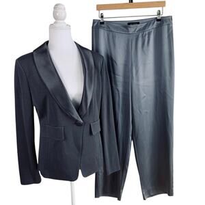 NEW St John Size 10 Satin Pant Suit Knit Blazer Jacket Pewter Wool Blend Evening